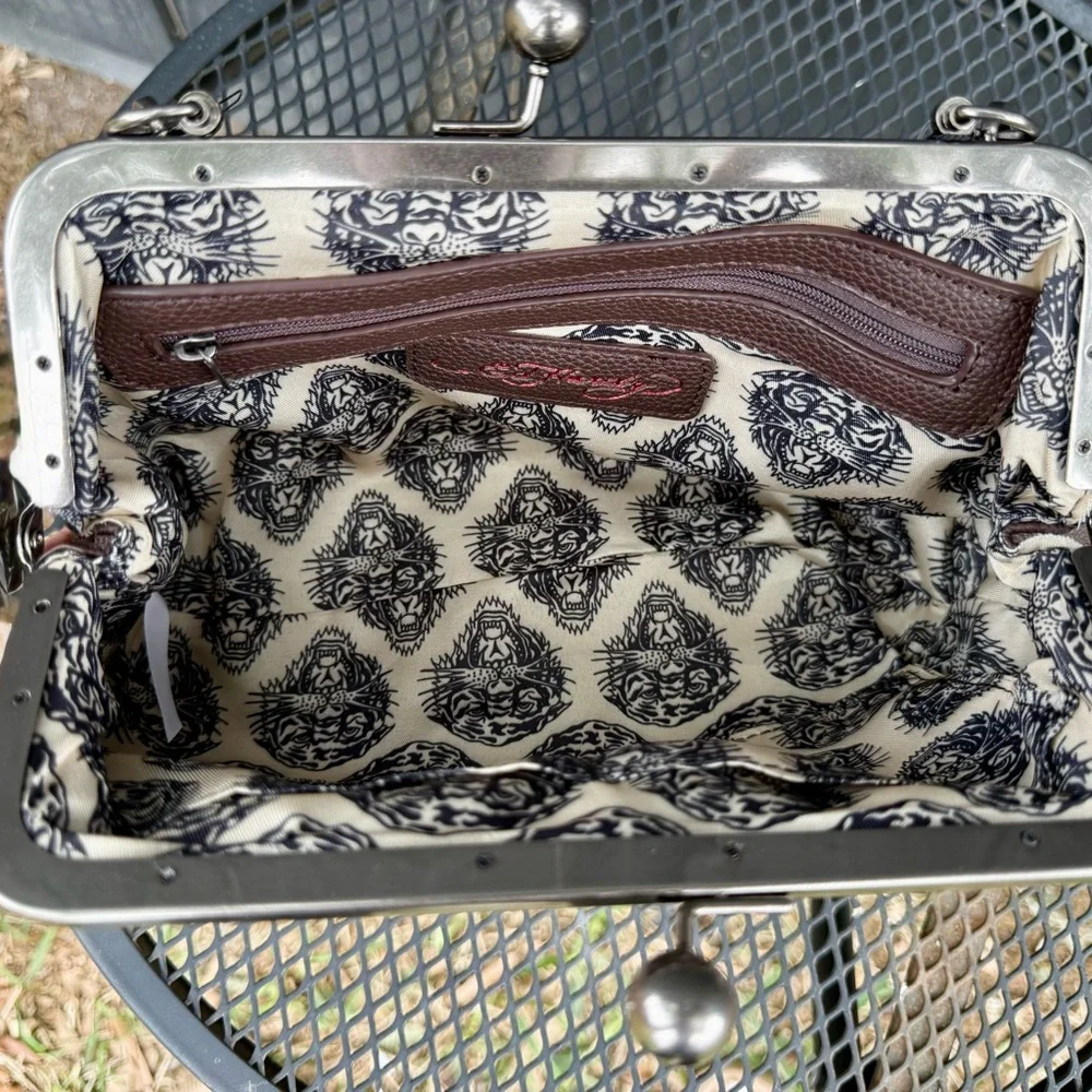 NWT ED HARDY KISS LOCK CLASP TIGER RHINESTONES FAUX LEATHER *Free Ship* - Picture 9 of 10